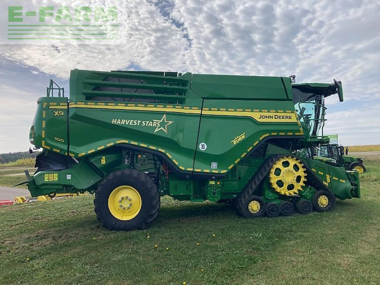 John Deere x9 1100 - Зърнокомбайн: снимка 2 John Deere x9 1100 - Зърнокомбайн: снимка 2