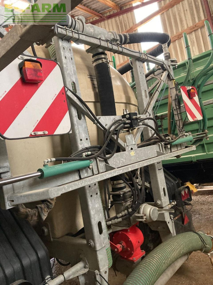 K 14 PUL 14m3 mit 15m Schleppschlauch - Машина за торене: снимка 3 K 14 PUL 14m3 mit 15m Schleppschlauch - Машина за торене: снимка 3