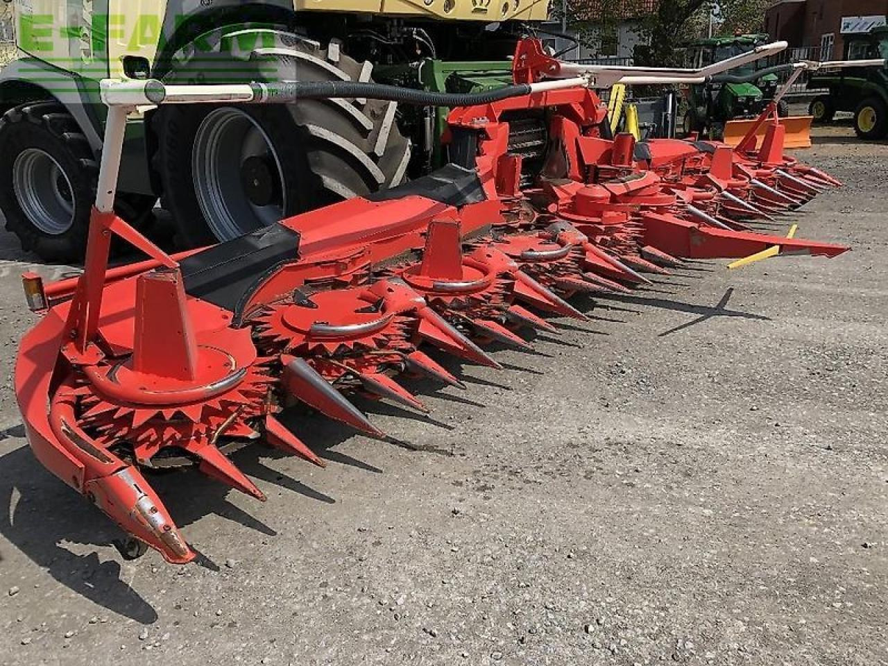 Kemper 375+ für krone bigx, my2020, eine saison gelaufen - Принадлежност за силажокомбайн: снимка 3 Kemper 375+ für krone bigx, my2020, eine saison gelaufen - Принадлежност за силажокомбайн: снимка 3