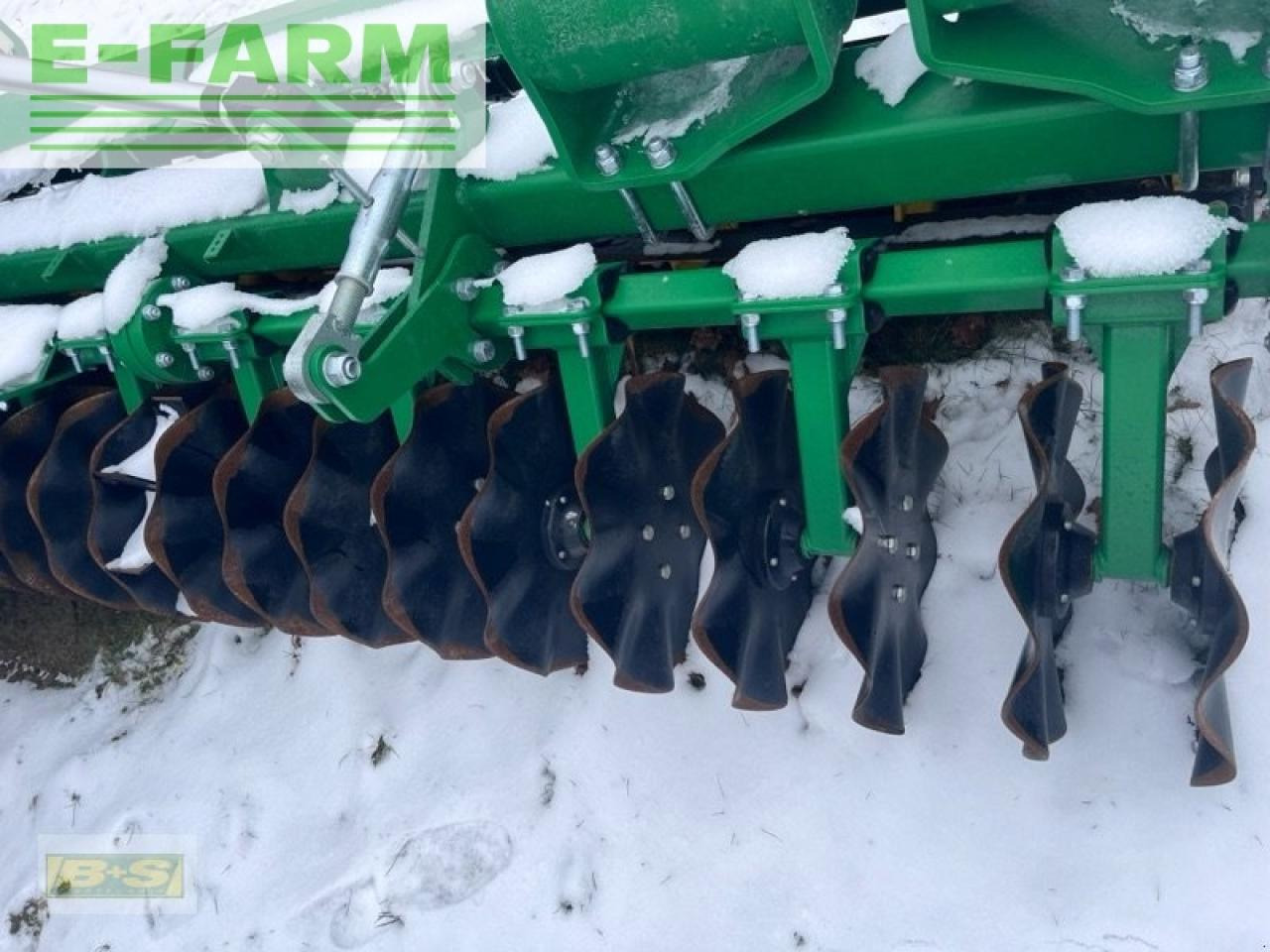 Kerner x-cut solo 600 - Трактор: снимка 4 Kerner x-cut solo 600 - Трактор: снимка 4
