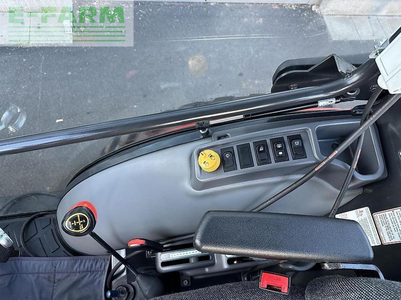 Kioti ck5030 ch allrad - Трактор: снимка 5 Kioti ck5030 ch allrad - Трактор: снимка 5