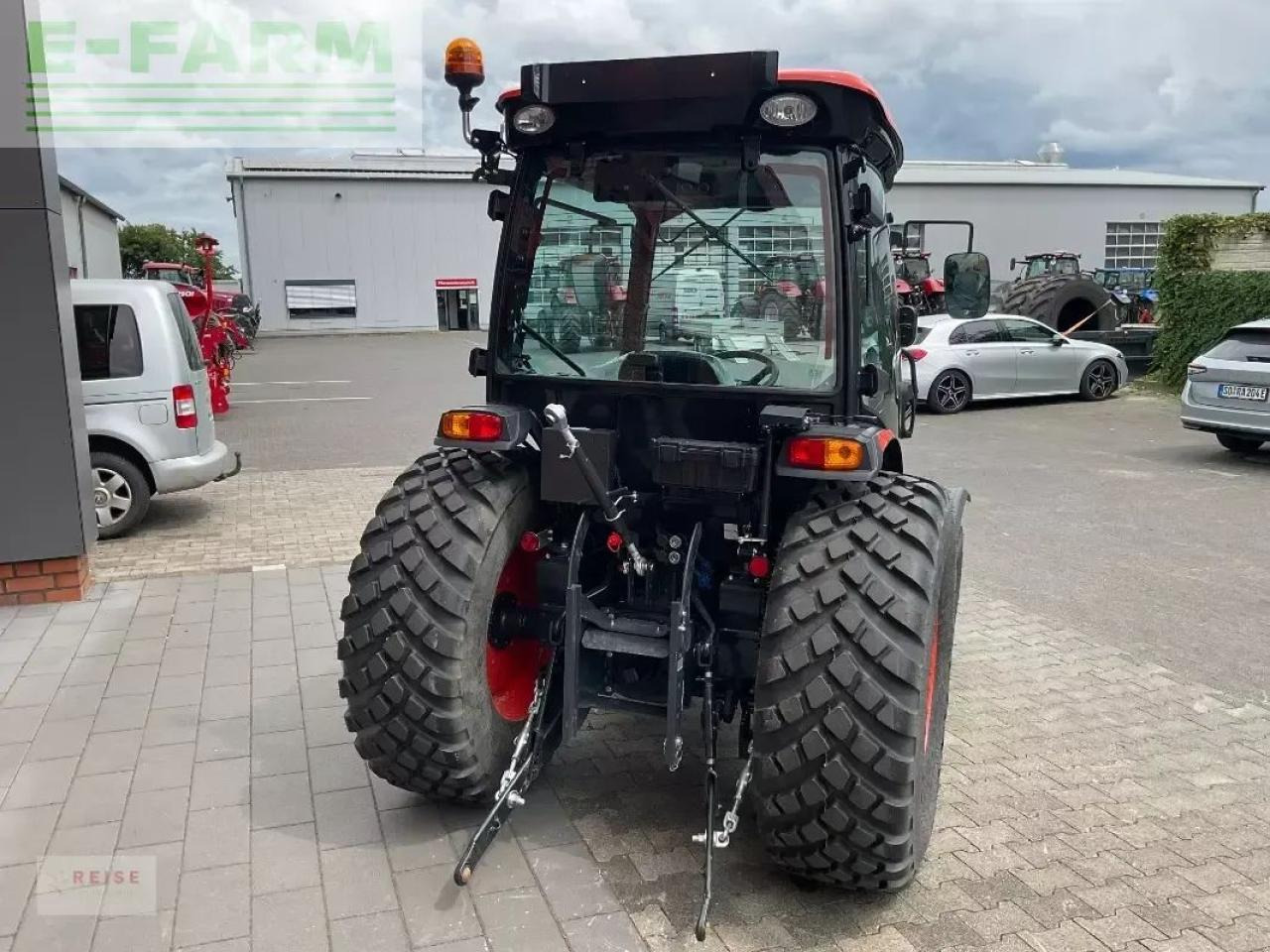 Kioti dk 6020 ch - Трактор: снимка 4 Kioti dk 6020 ch - Трактор: снимка 4