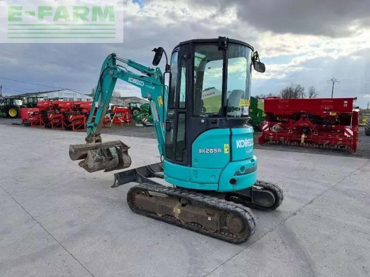 Kobelco sk 25 sr-6e - Мини багер: снимка 2 Kobelco sk 25 sr-6e - Мини багер: снимка 2