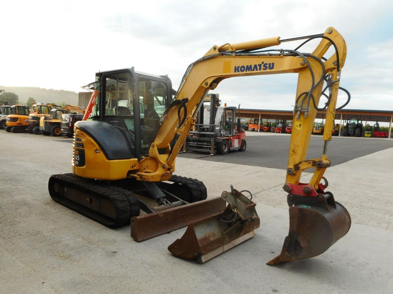 Komatsu pc45mr-3 ( 4.900 kg ) - Мини багер: снимка 5 Komatsu pc45mr-3 ( 4.900 kg ) - Мини багер: снимка 5