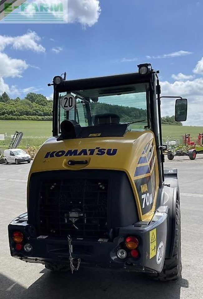 Komatsu wa 70m 6 tonner mit nur 246 stunden, inkl. 2 werkzeugen - Мини багер: снимка 4 Komatsu wa 70m 6 tonner mit nur 246 stunden, inkl. 2 werkzeugen - Мини багер: снимка 4