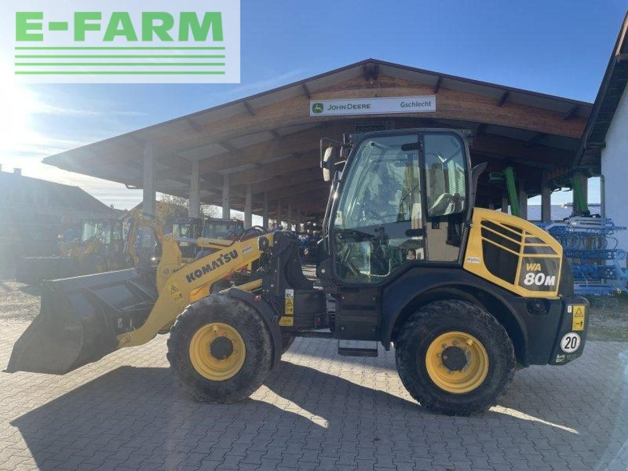 Komatsu wa 80m-7 - Мини багер: снимка 1 Komatsu wa 80m-7 - Мини багер: снимка 1