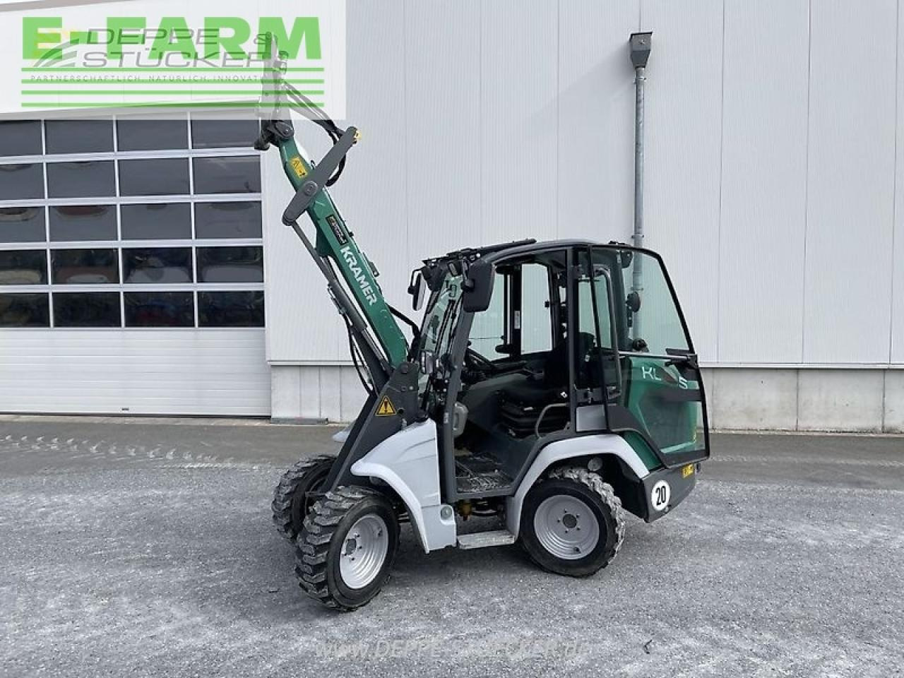 Kramer kl 12.5 - Мини багер: снимка 2 Kramer kl 12.5 - Мини багер: снимка 2
