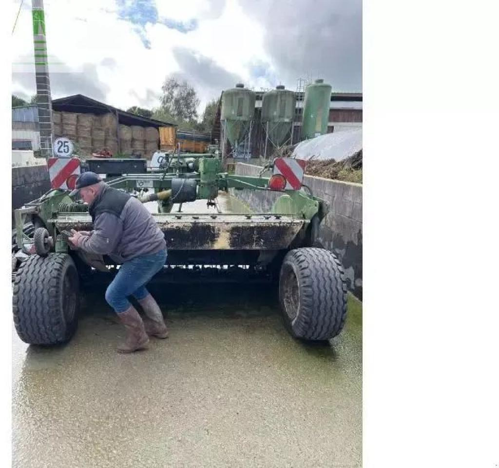 Krone easycut-tc-320cv - Косачка: снимка 2 Krone easycut-tc-320cv - Косачка: снимка 2