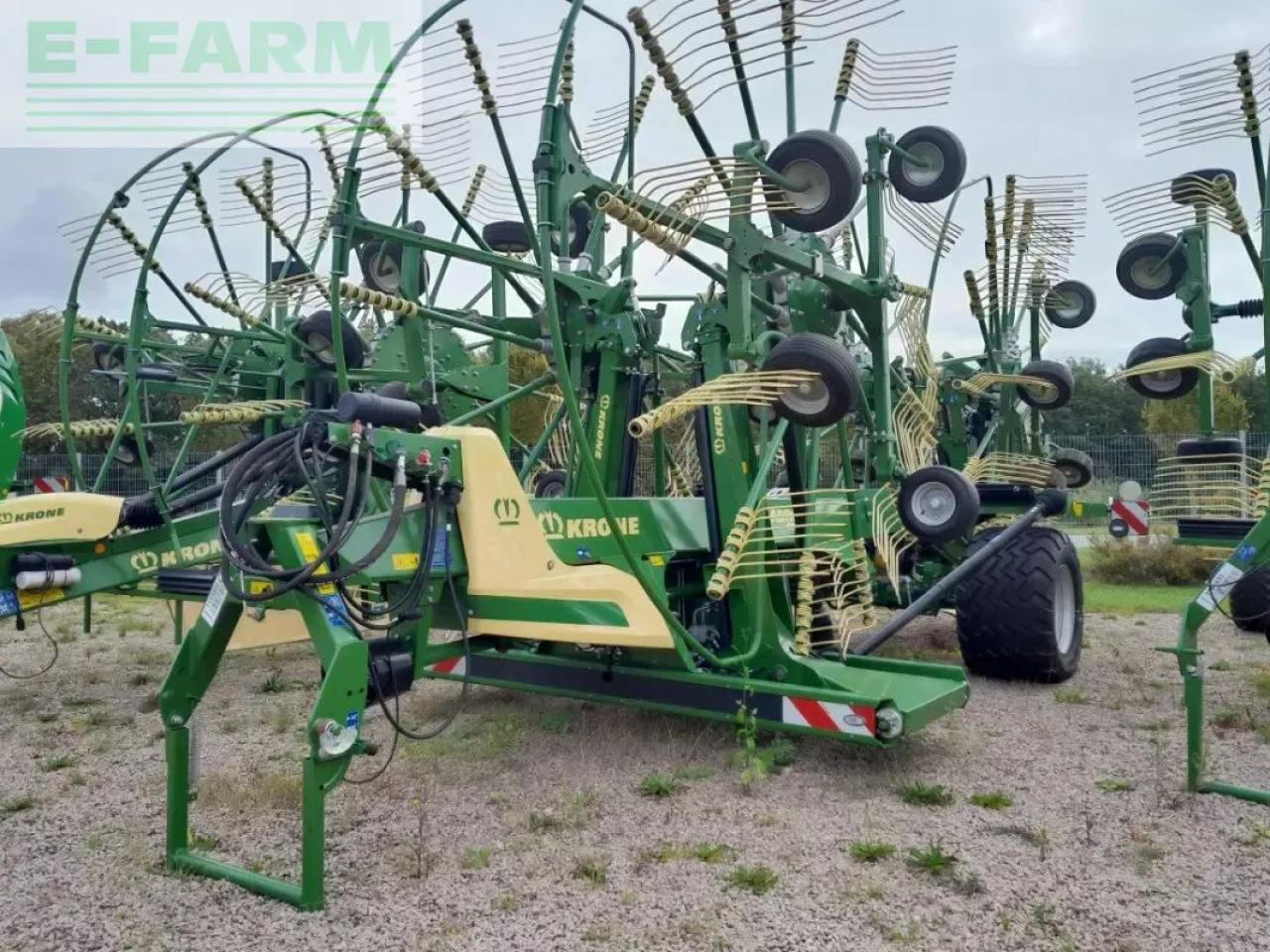 Krone swadro tc 1370 - Гребло/ Сенообръщачка: снимка 1 Krone swadro tc 1370 - Гребло/ Сенообръщачка: снимка 1