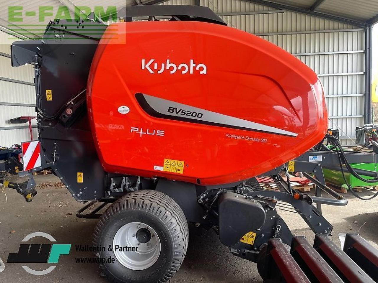 Kubota bv5200 sc14 plus - Сламопреса за квадратни бали: снимка 1 Kubota bv5200 sc14 plus - Сламопреса за квадратни бали: снимка 1