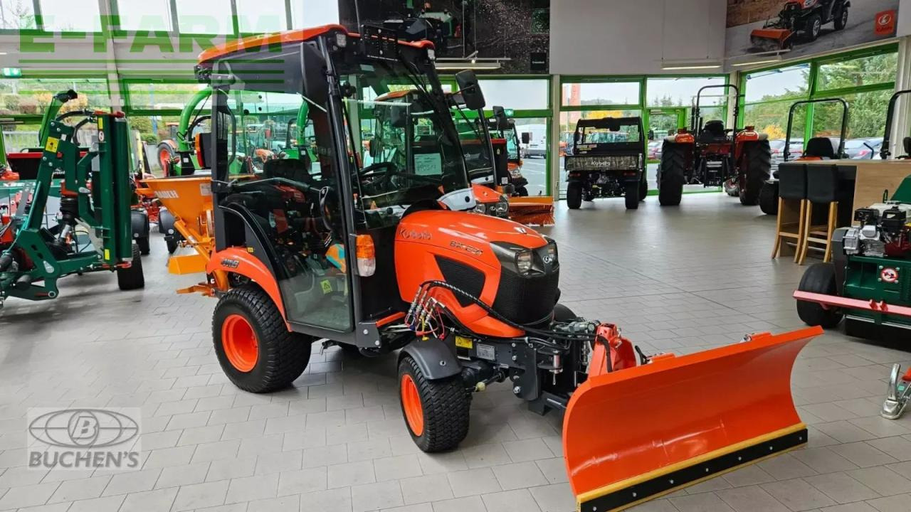Kubota bx231 winterdienst - Трактор: снимка 3 Kubota bx231 winterdienst - Трактор: снимка 3