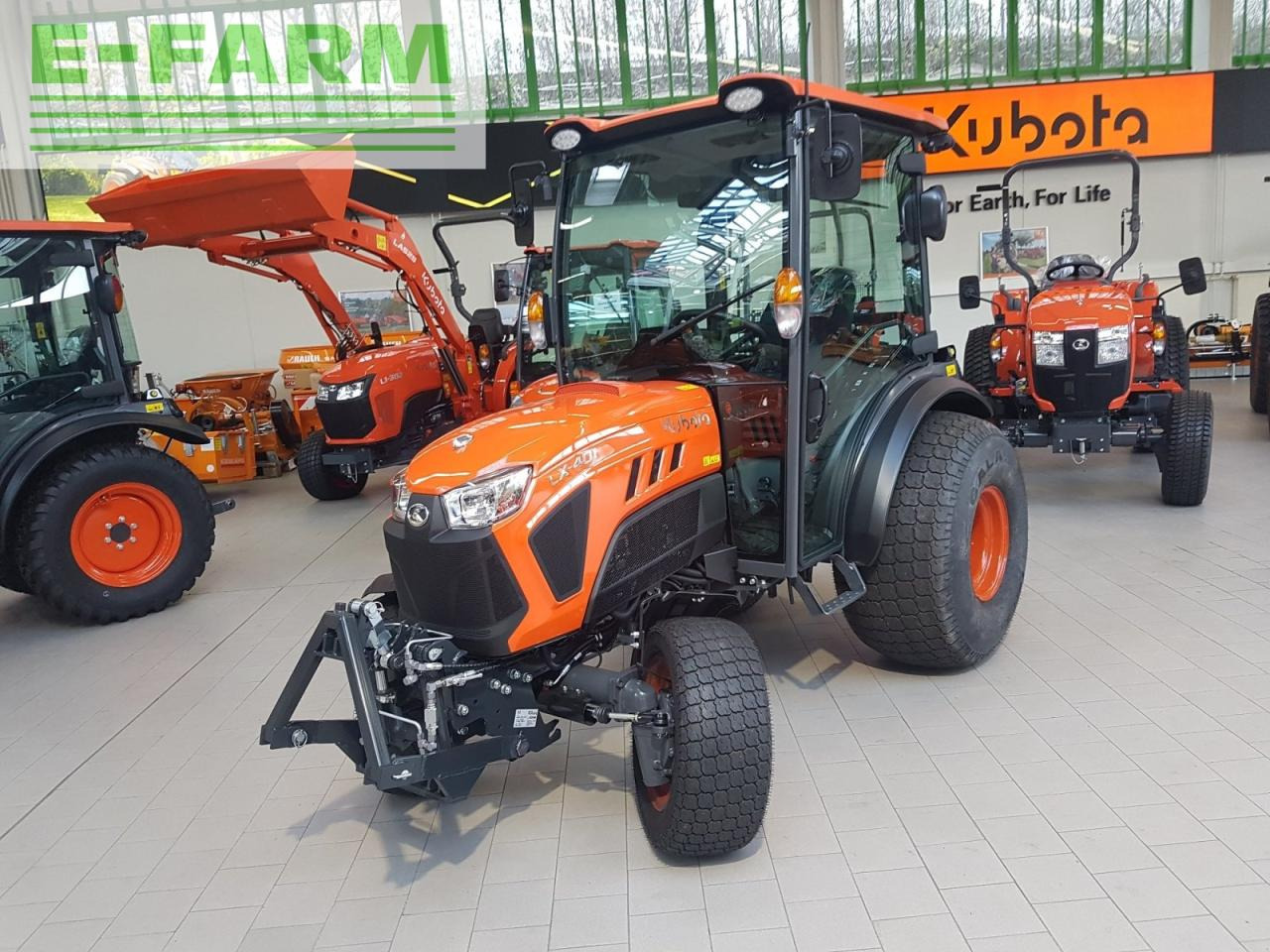 Kubota lx401 cab - Трактор: снимка 3 Kubota lx401 cab - Трактор: снимка 3