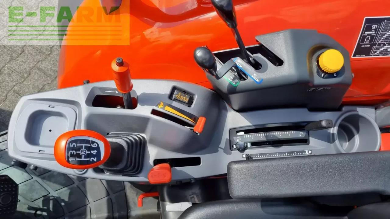 Kubota m4-063 rops - Трактор: снимка 4 Kubota m4-063 rops - Трактор: снимка 4