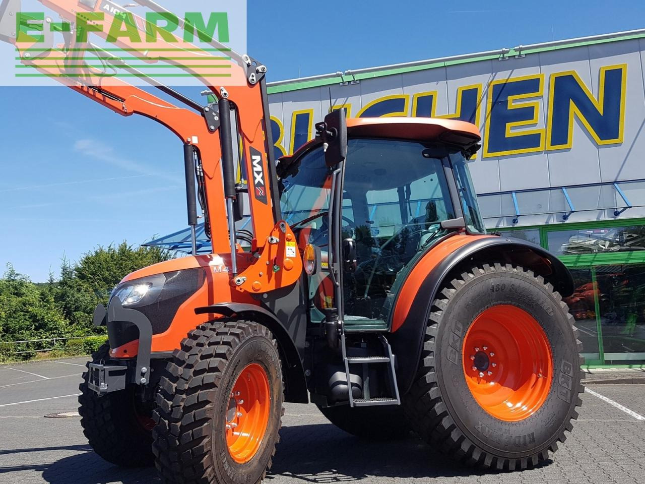 Трактор Kubota m4-073 cab demomaschine: снимка 6