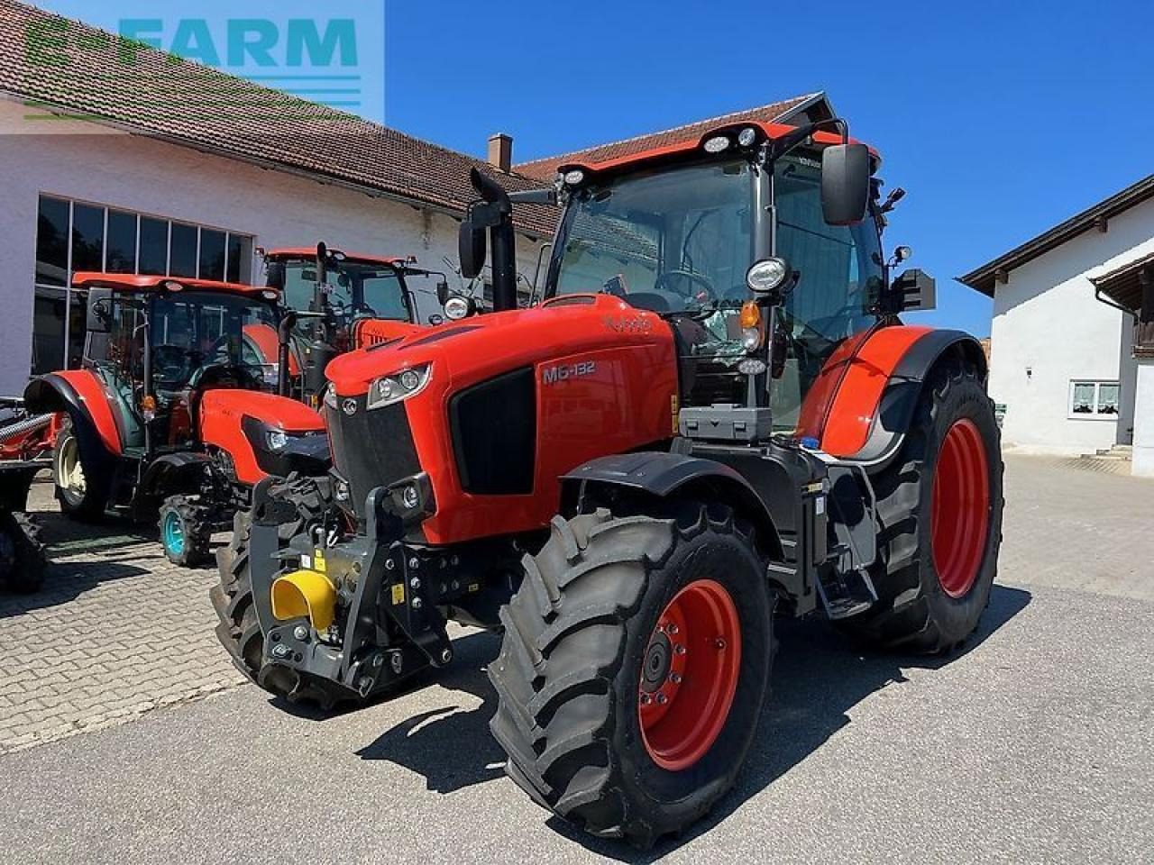 Kubota m6132 - Трактор: снимка 1 Kubota m6132 - Трактор: снимка 1