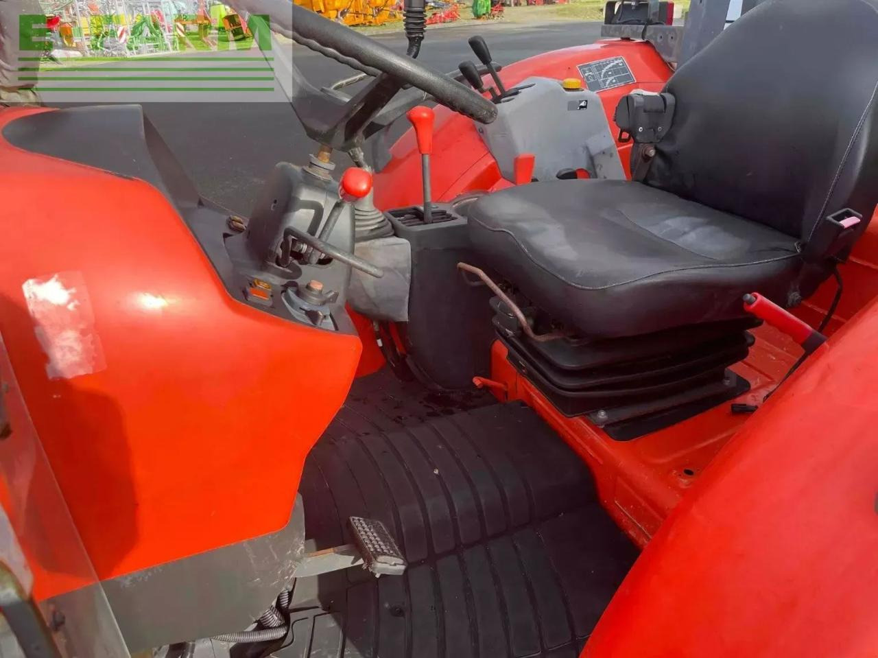 Kubota tracteur agricole m7060dth . kubota - Трактор: снимка 5 Kubota tracteur agricole m7060dth . kubota - Трактор: снимка 5