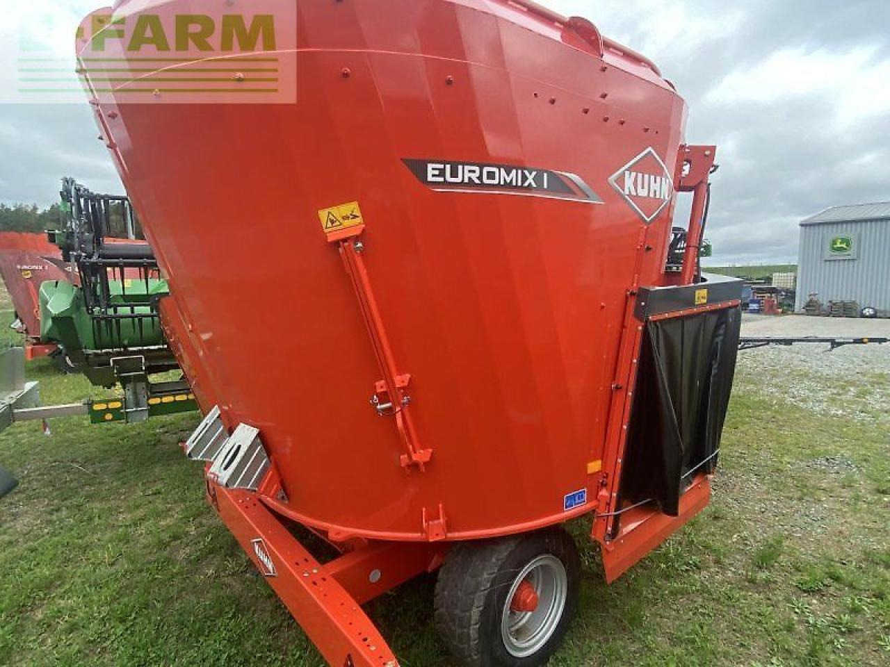 Kuhn 1070 euromix - Техника за животновъдство: снимка 3 Kuhn 1070 euromix - Техника за животновъдство: снимка 3