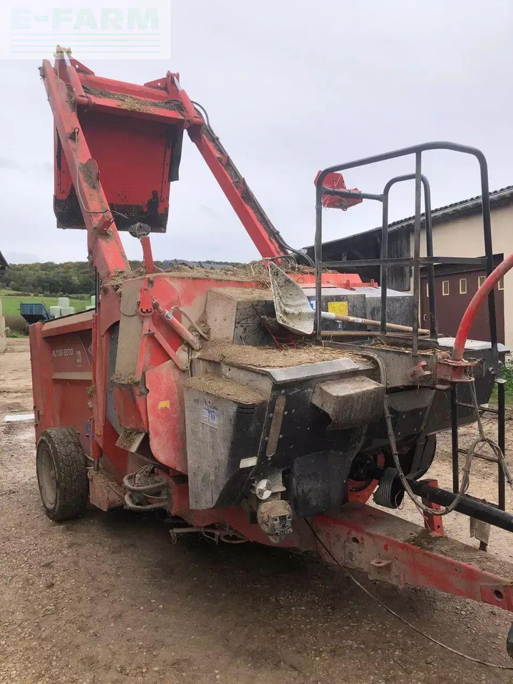 Kuhn altor 6070 - Оборудване за силаж: снимка 2 Kuhn altor 6070 - Оборудване за силаж: снимка 2