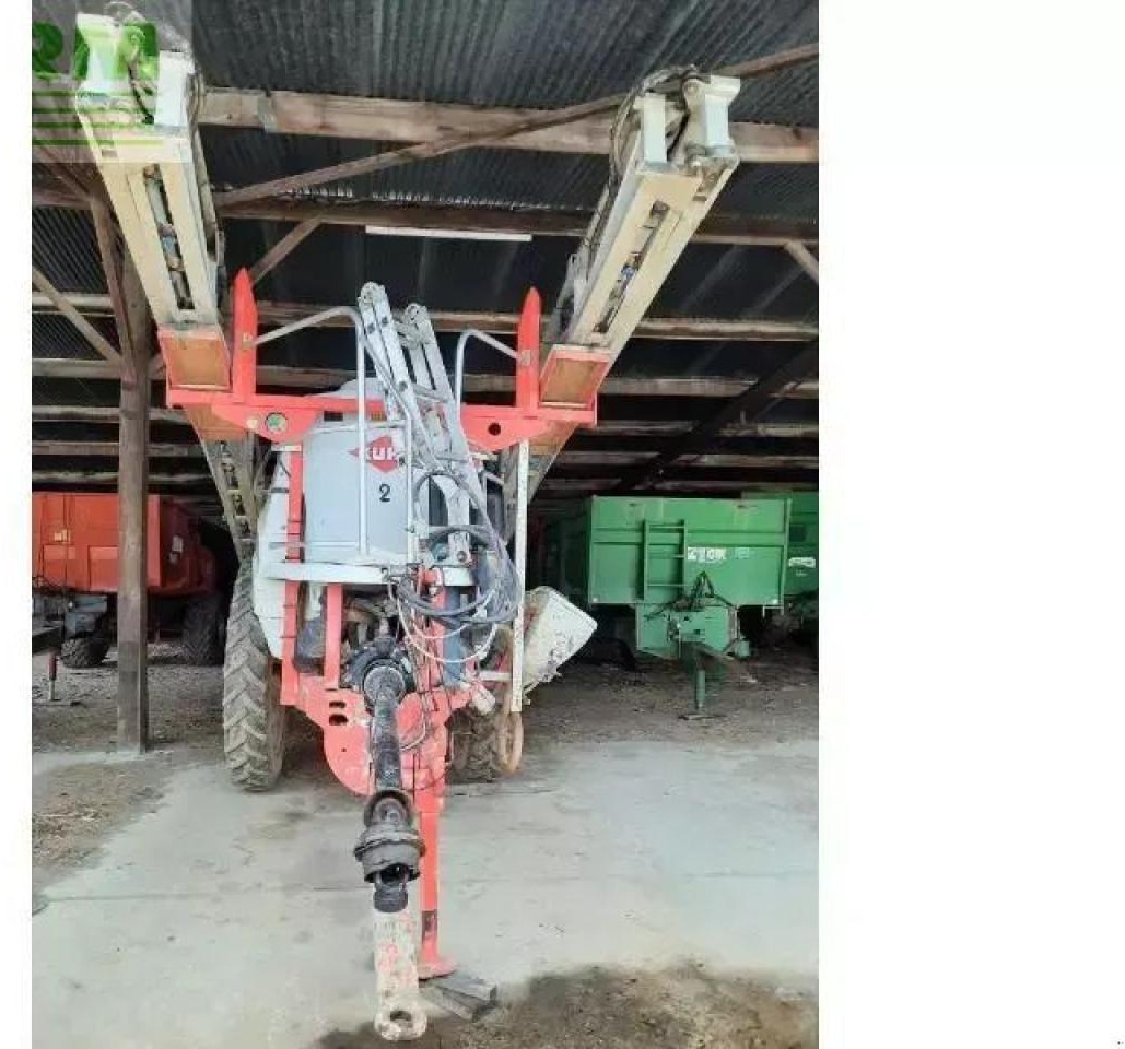 Kuhn atlantique3200 - Прикачна пръскачка: снимка 1 Kuhn atlantique3200 - Прикачна пръскачка: снимка 1