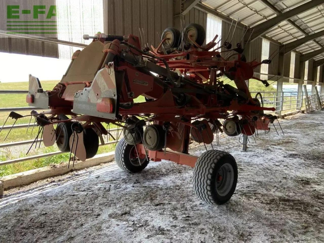 Kuhn gf 13012 t - Гребло/ Сенообръщачка: снимка 3 Kuhn gf 13012 t - Гребло/ Сенообръщачка: снимка 3