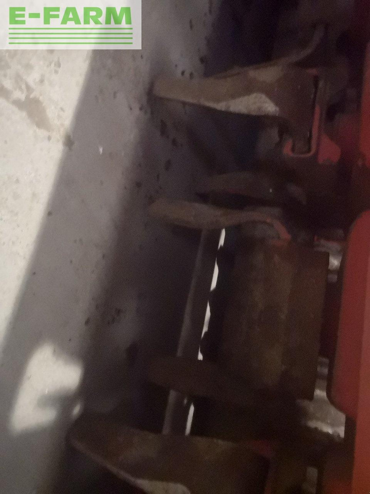 Kuhn hr 3004 - Машина за обработка на почвата: снимка 5 Kuhn hr 3004 - Машина за обработка на почвата: снимка 5