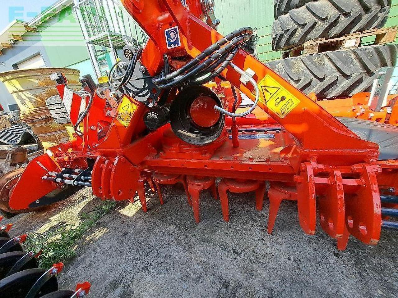 Kuhn hr3030 - Машина за обработка на почвата: снимка 3 Kuhn hr3030 - Машина за обработка на почвата: снимка 3