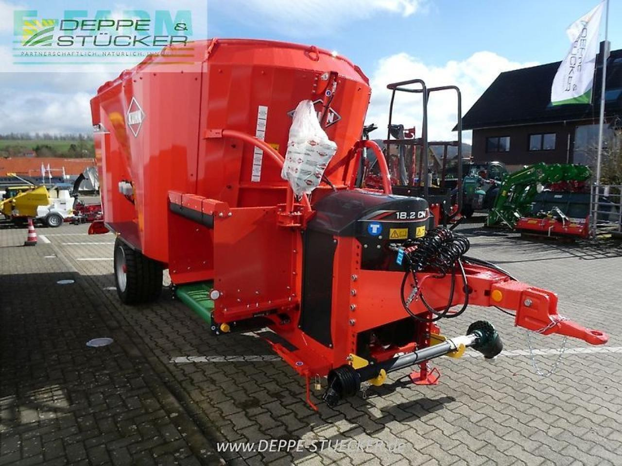 Kuhn profile 18.2 - Техника за животновъдство: снимка 5 Kuhn profile 18.2 - Техника за животновъдство: снимка 5