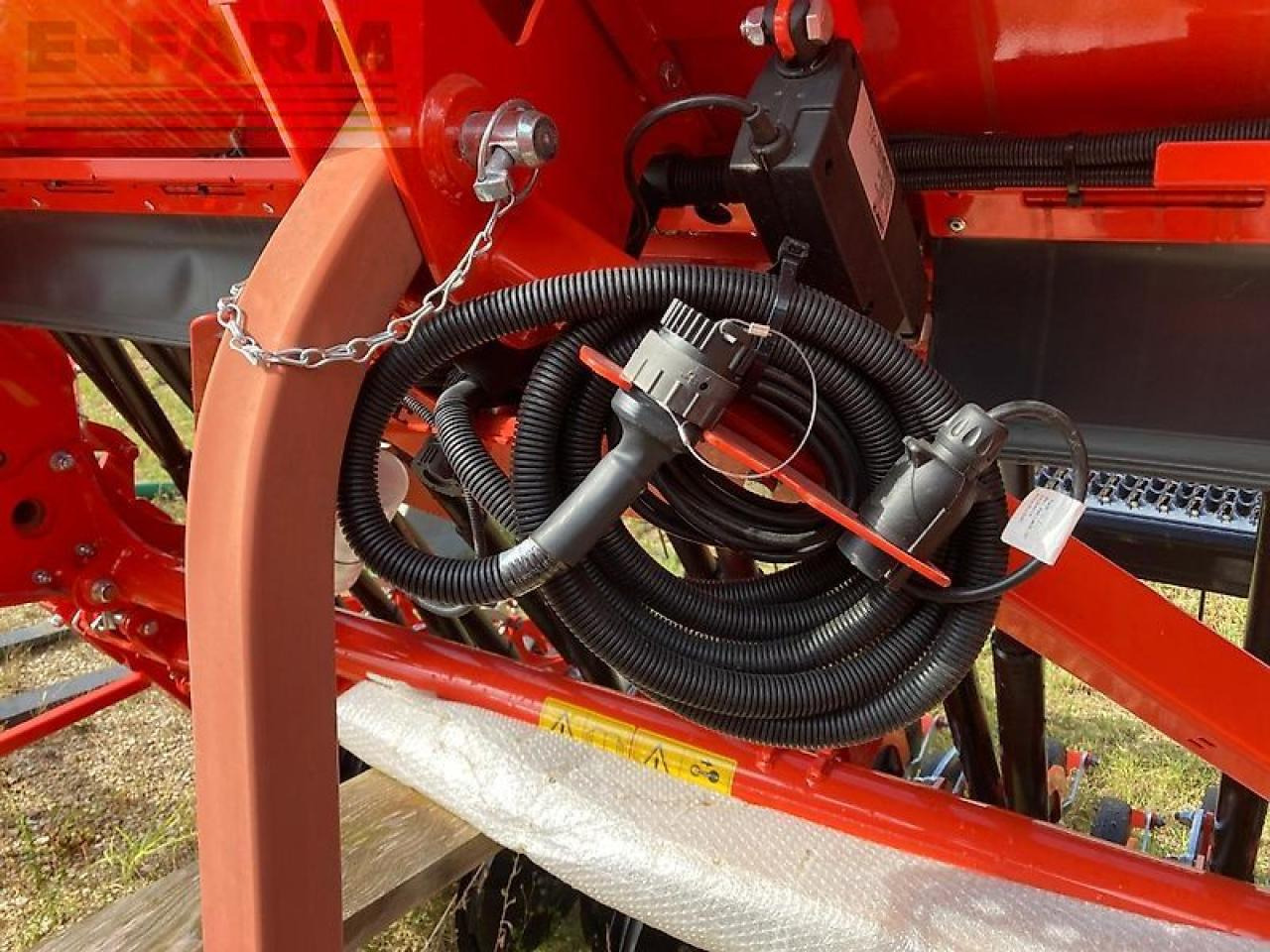 Сеялка Kuhn sitera330-20e: снимка 10