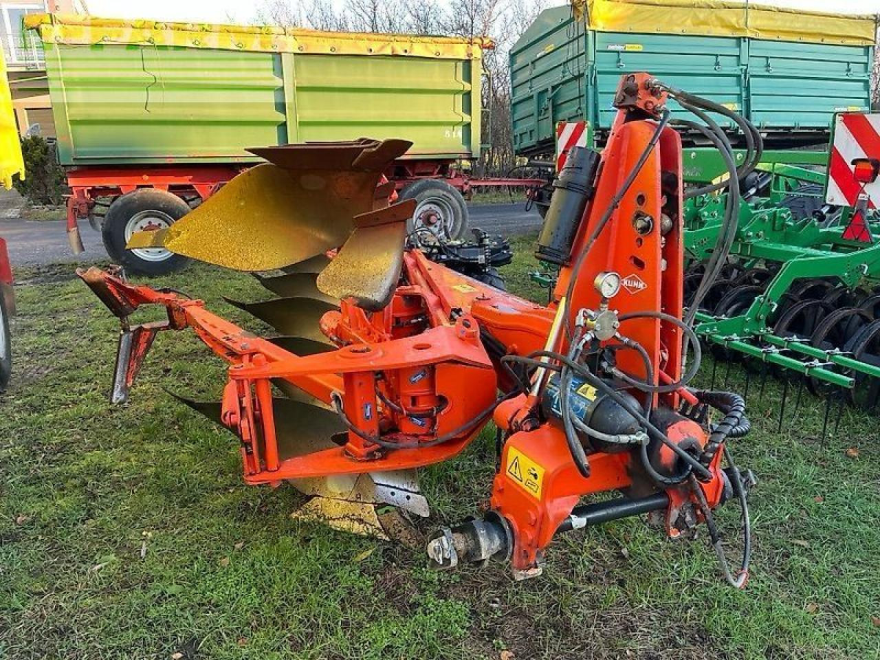 Kuhn vari-master 123 5h - Плуг: снимка 2 Kuhn vari-master 123 5h - Плуг: снимка 2