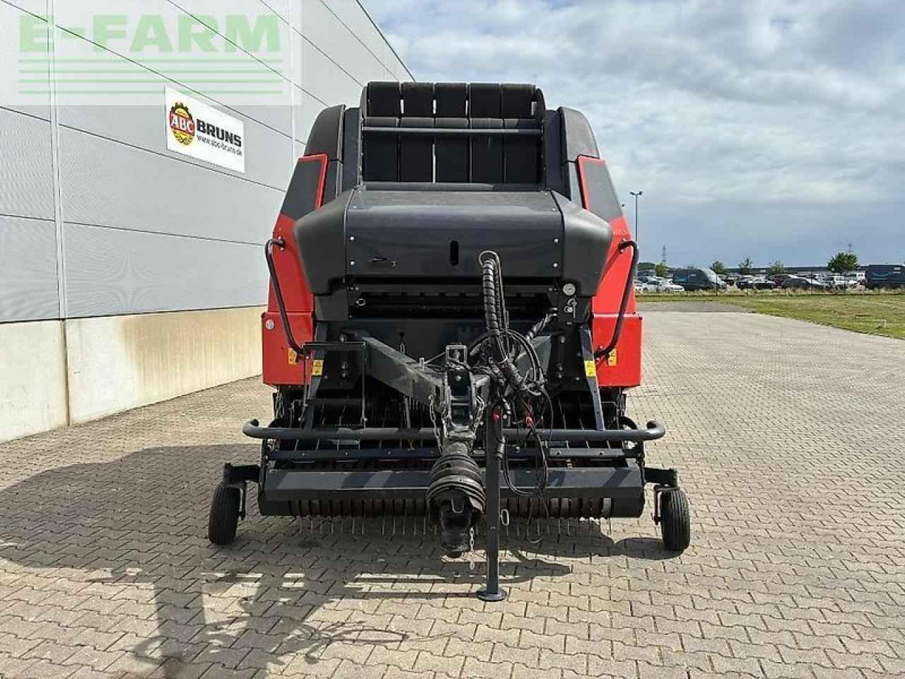 Сламопреса за квадратни бали Kuhn vb 2295 oc 23: снимка 7 Сламопреса за квадратни бали Kuhn vb 2295 oc 23: снимка 7