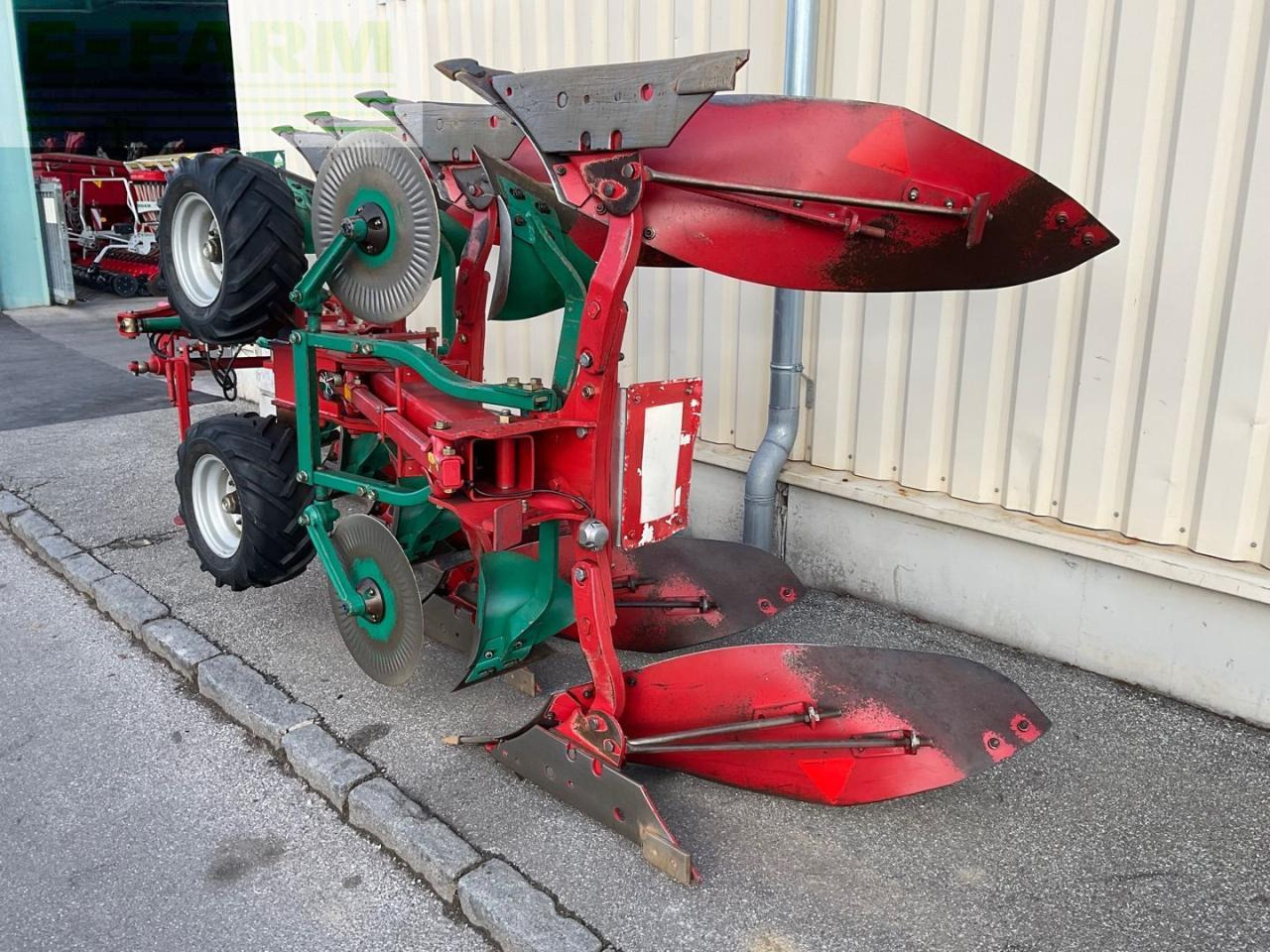 Kverneland LS 100-200 4-sch. - Плуг: снимка 4 Kverneland LS 100-200 4-sch. - Плуг: снимка 4