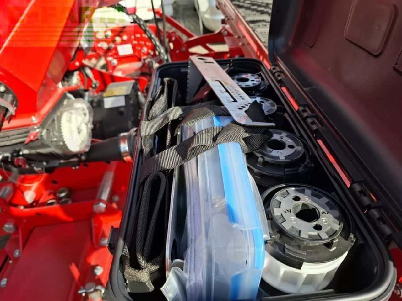 Комбинирана сеялка Kverneland e-drill mit s-serie kreiselegge: снимка 13