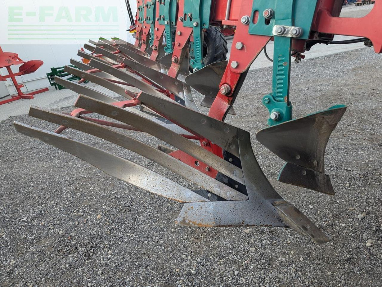Kverneland ls100 5 schar streifenkörper - Плуг: снимка 2 Kverneland ls100 5 schar streifenkörper - Плуг: снимка 2
