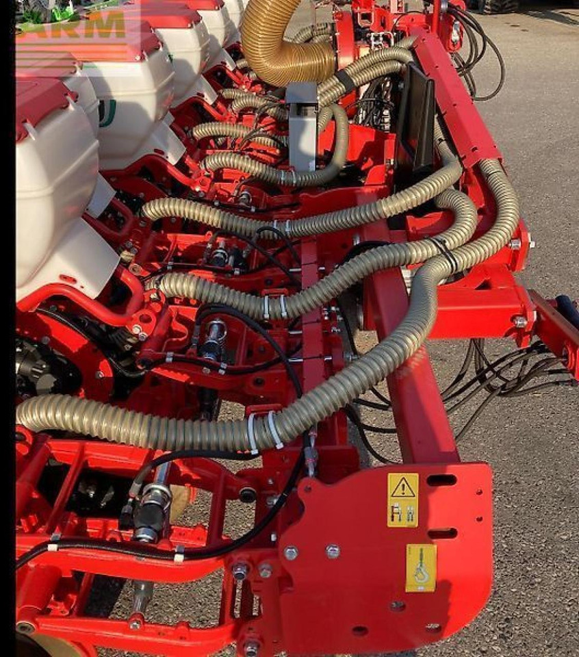 Kverneland optima f - Сеялка: снимка 3 Kverneland optima f - Сеялка: снимка 3