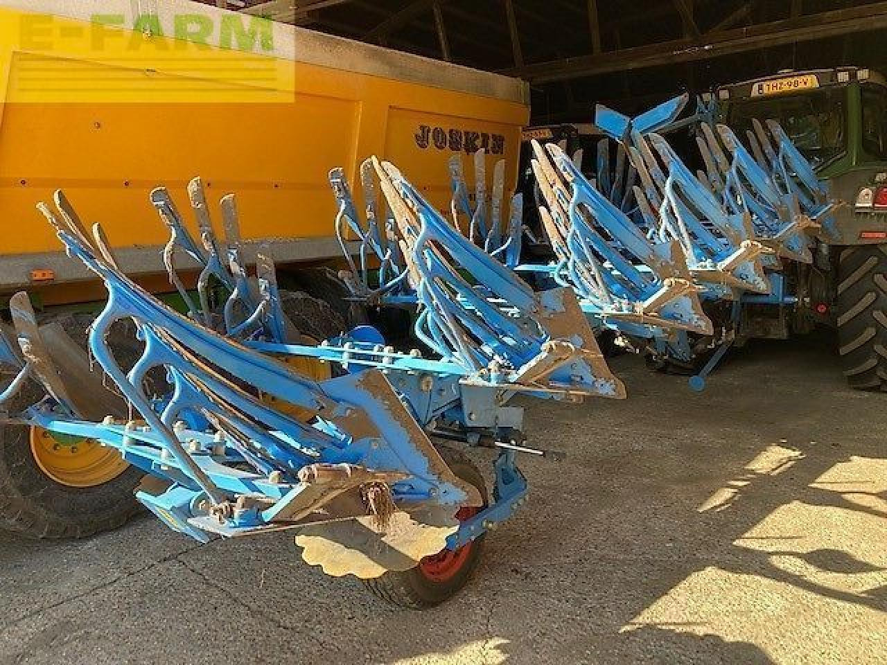 Lemken juwel 8 v 6-schaar on-land - Плуг: снимка 1 Lemken juwel 8 v 6-schaar on-land - Плуг: снимка 1