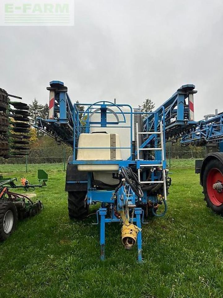 Lemken primus 45 - Прикачна пръскачка: снимка 2 Lemken primus 45 - Прикачна пръскачка: снимка 2