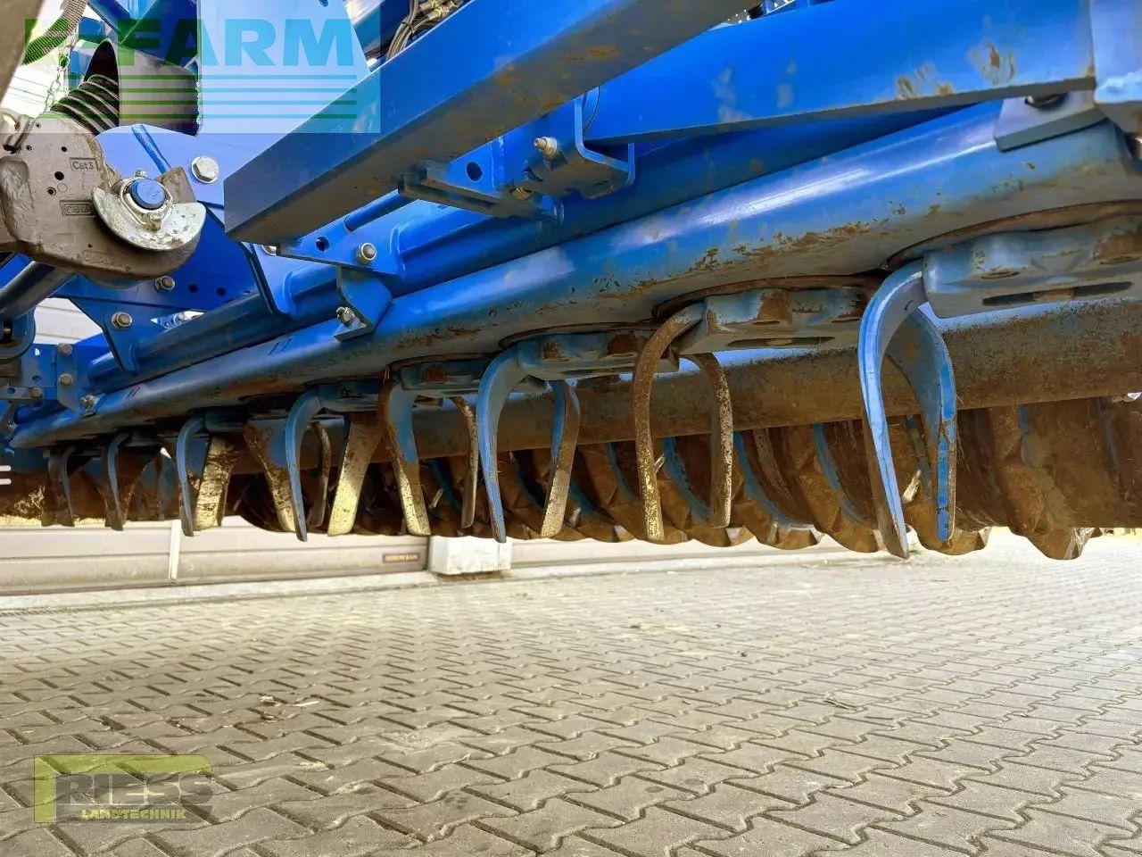Lemken saphir 10 + zirkon 8/300 isobus - Сеялка: снимка 3 Lemken saphir 10 + zirkon 8/300 isobus - Сеялка: снимка 3