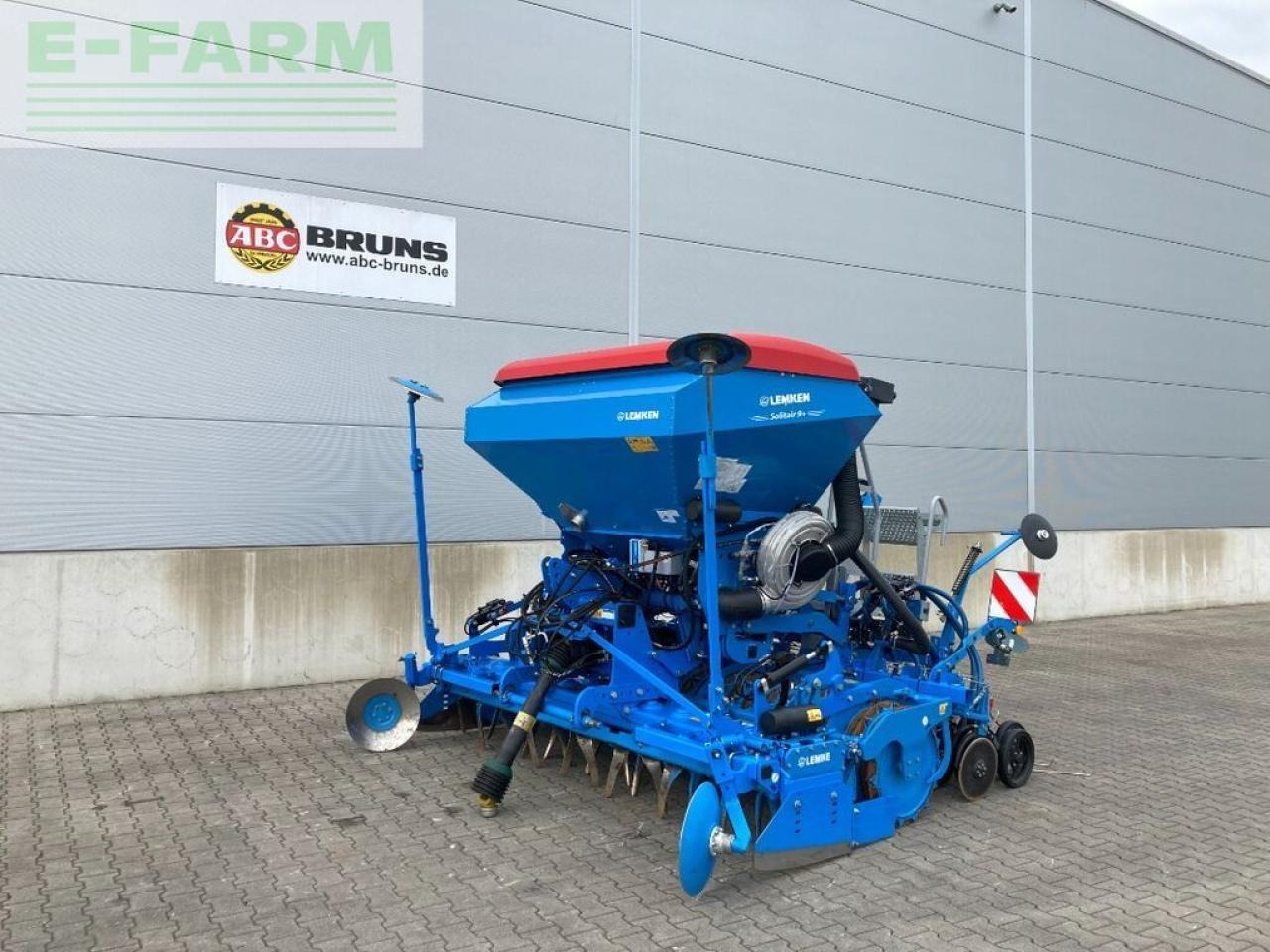 Lemken solitair 9+ / zirkon 12/300 - Сеялка: снимка 1 Lemken solitair 9+ / zirkon 12/300 - Сеялка: снимка 1
