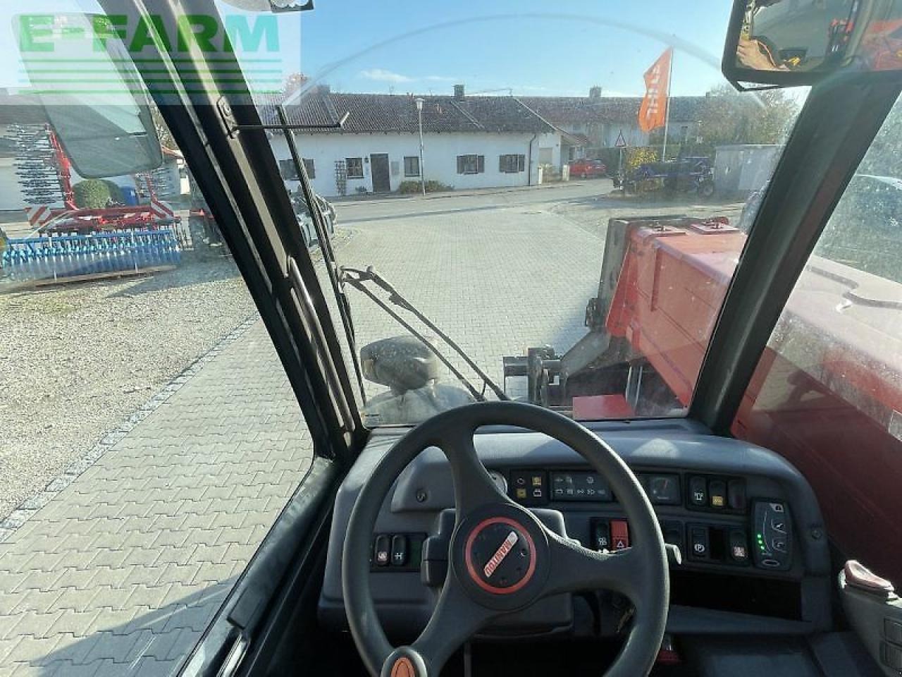 Телескопичен товарач Manitou mlt 845 h classic: снимка 17