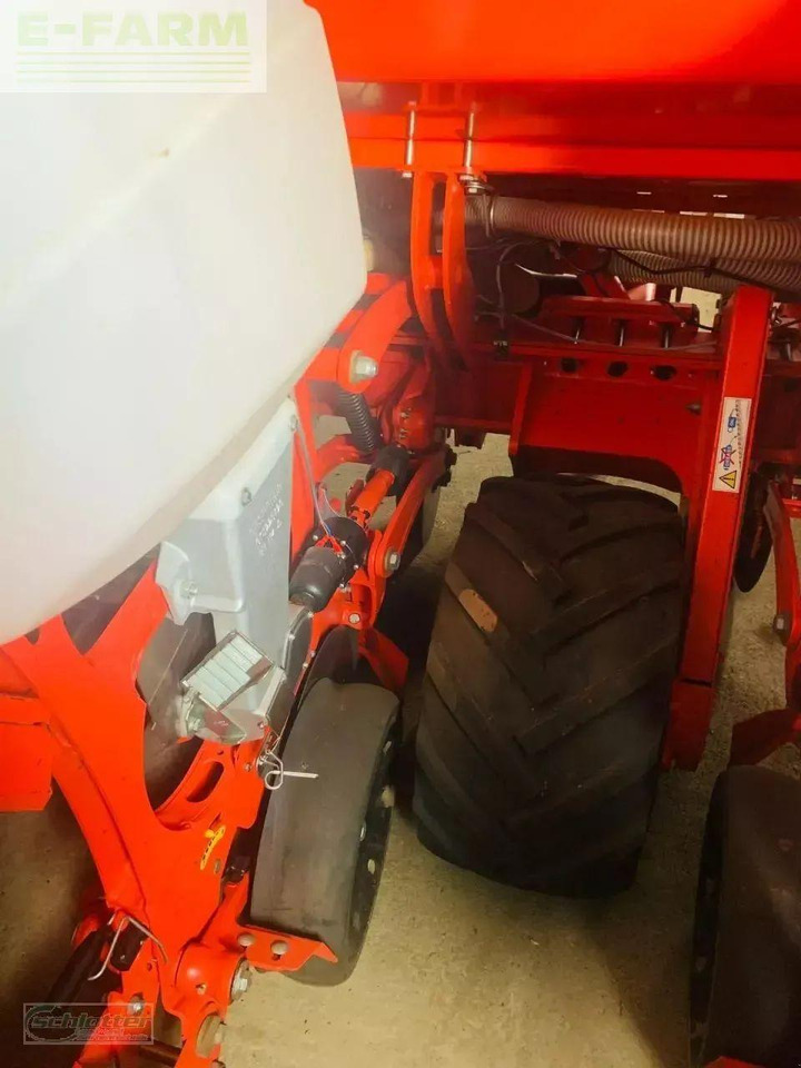 Maschio mirka 8 reihen - Прецизна сеялка: снимка 5 Maschio mirka 8 reihen - Прецизна сеялка: снимка 5