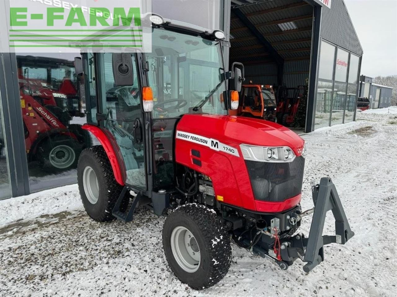 Massey Ferguson 1740m-hc - Трактор: снимка 3 Massey Ferguson 1740m-hc - Трактор: снимка 3