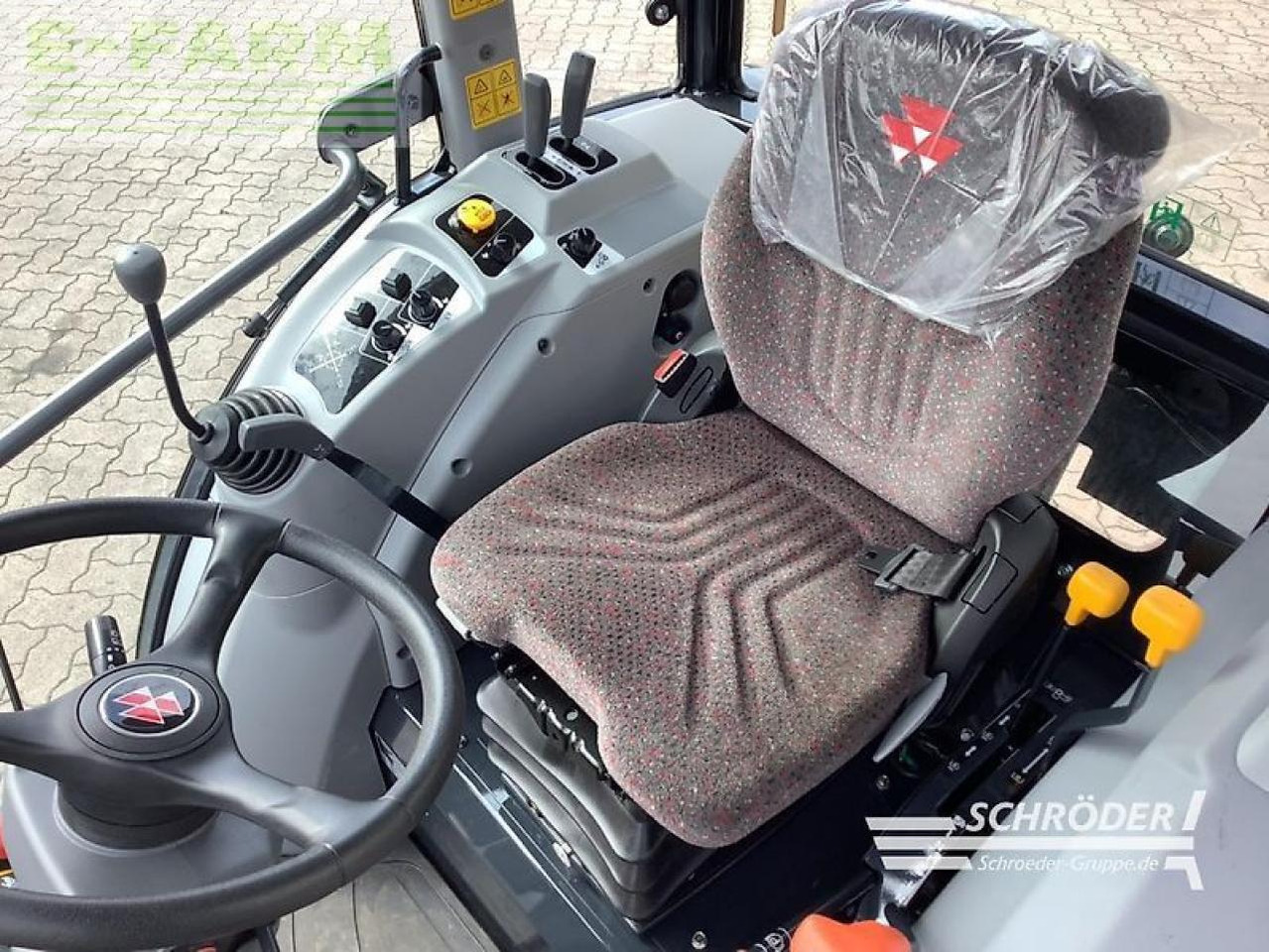 Massey Ferguson 1750 m hc - Трактор: снимка 5 Massey Ferguson 1750 m hc - Трактор: снимка 5
