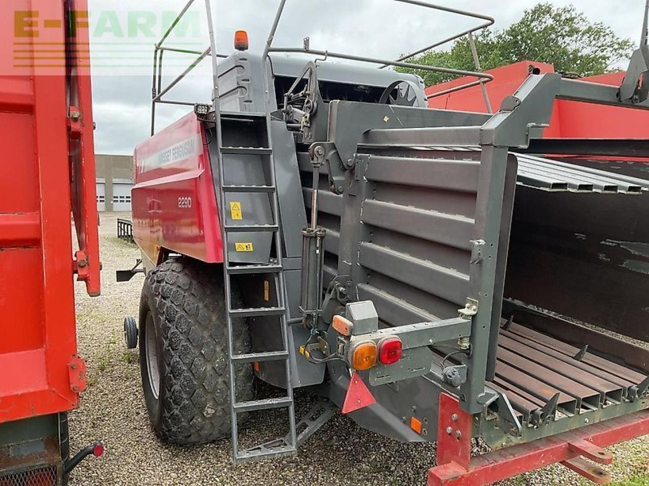 Massey Ferguson 2290 - Сламопреса за квадратни бали: снимка 4 Massey Ferguson 2290 - Сламопреса за квадратни бали: снимка 4