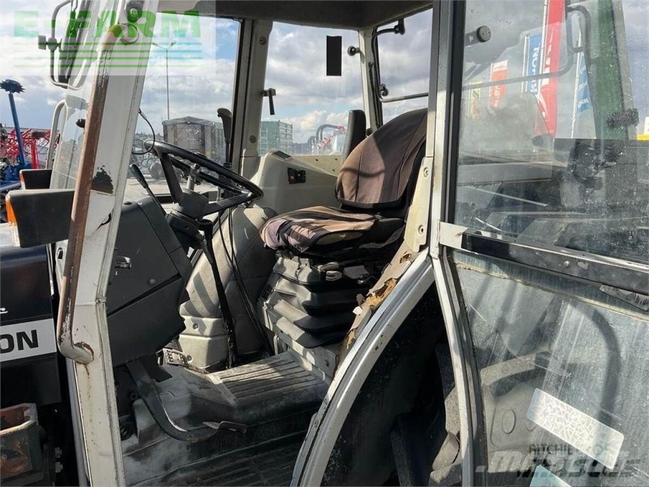 Massey Ferguson 362 - Трактор: снимка 5 Massey Ferguson 362 - Трактор: снимка 5