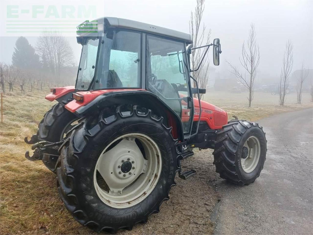 Massey Ferguson 4255-4 kl - Трактор: снимка 4 Massey Ferguson 4255-4 kl - Трактор: снимка 4
