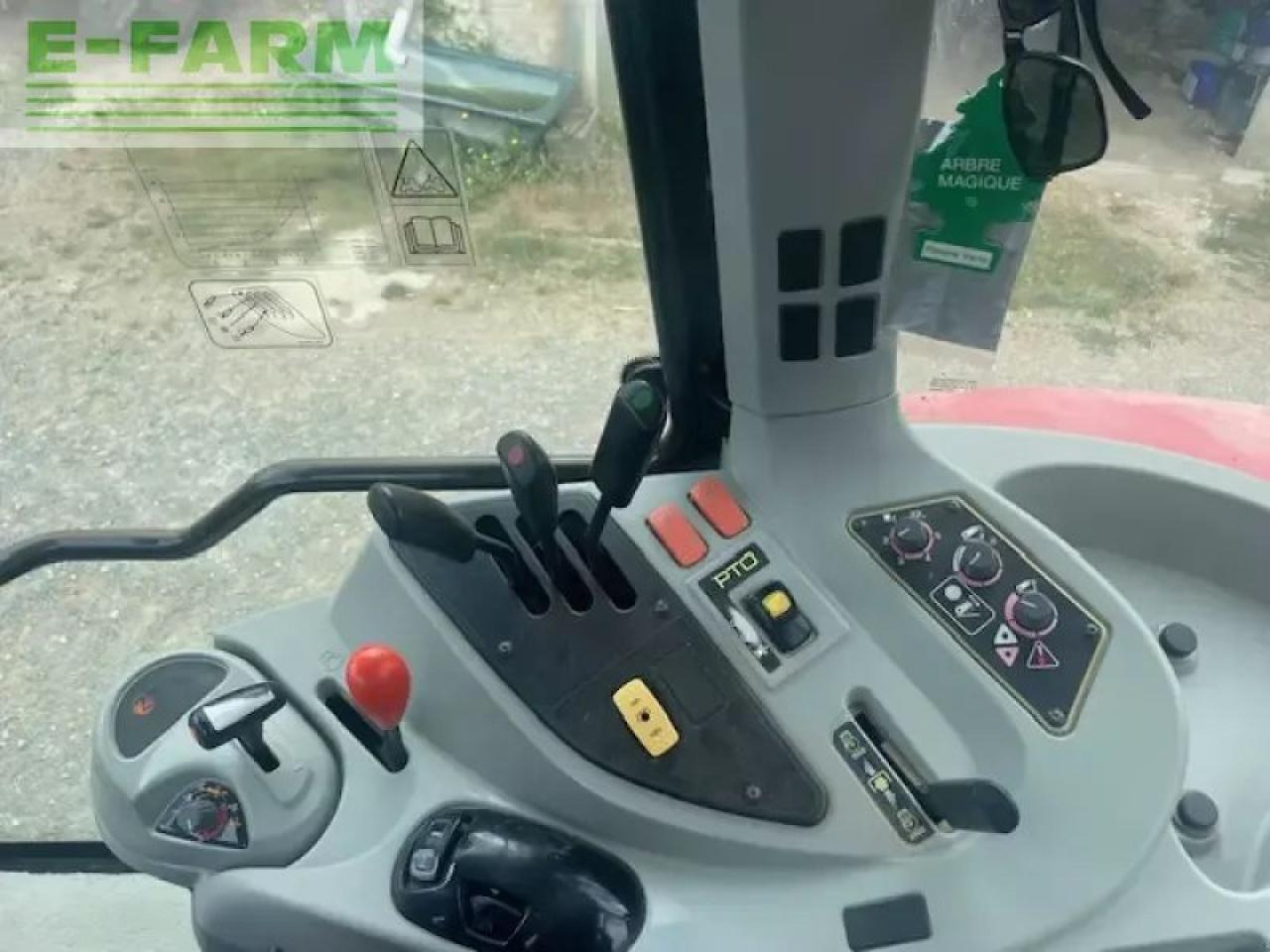 Massey Ferguson 5455 - Трактор: снимка 5 Massey Ferguson 5455 - Трактор: снимка 5