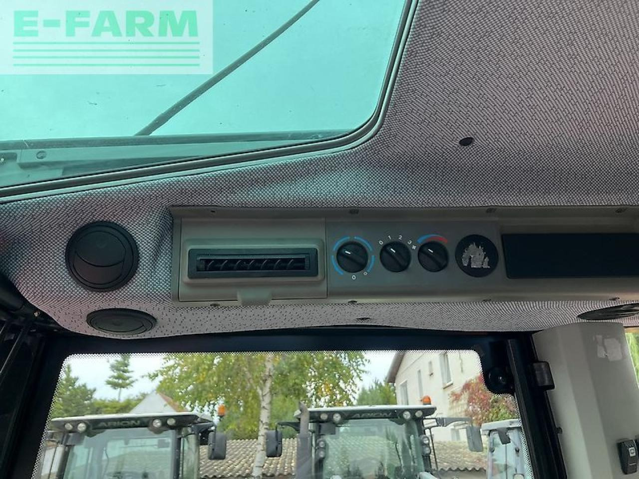 Трактор Massey Ferguson 5455 dyna-4 + massey ferguson 955: снимка 12