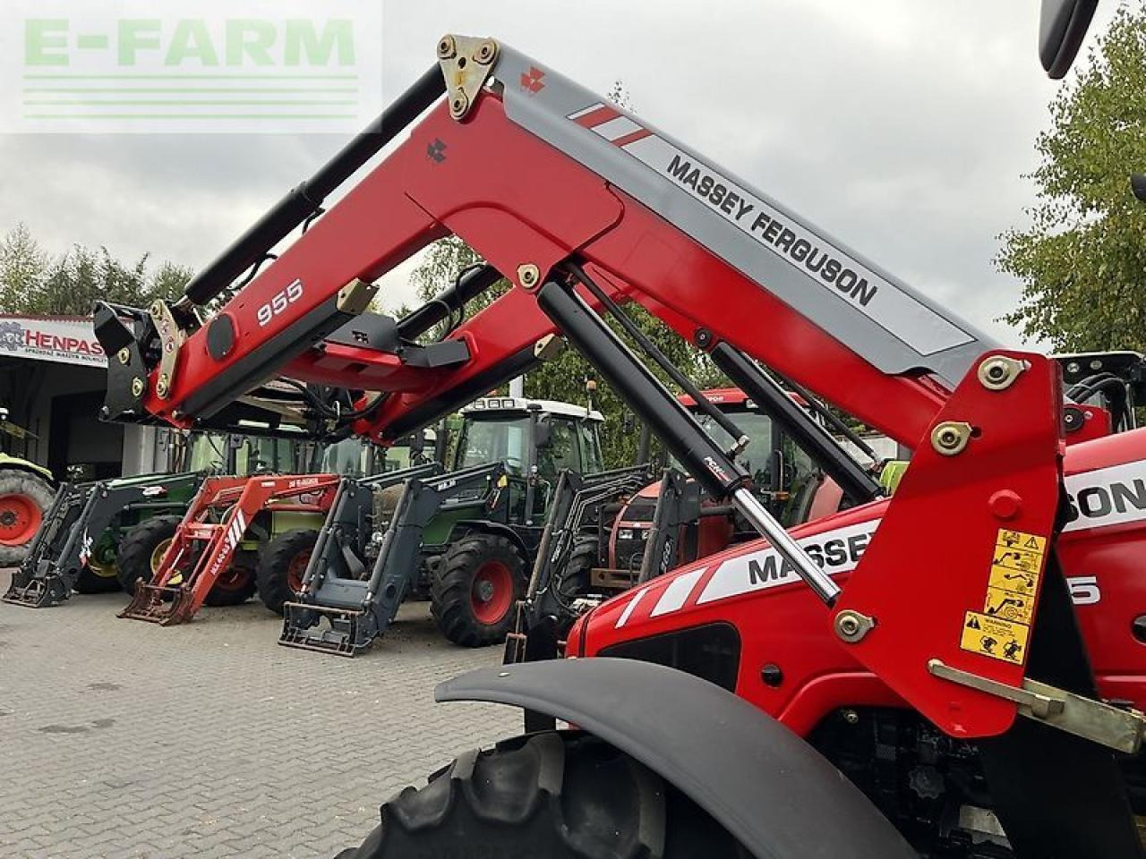 Трактор Massey Ferguson 5455 dyna-4 + massey ferguson 955: снимка 20