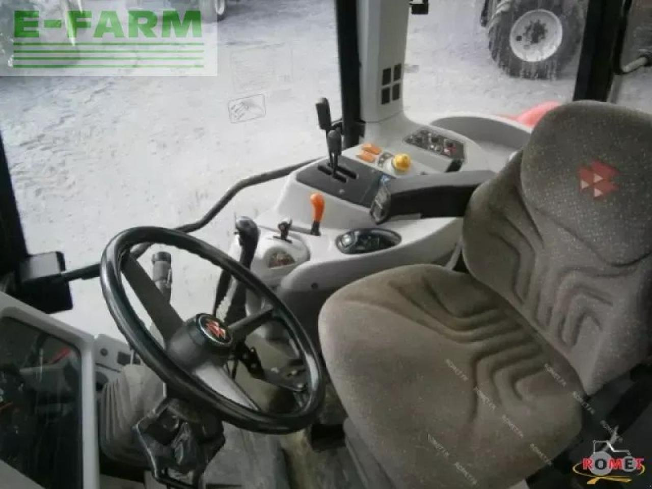 Massey Ferguson 5460 - Трактор: снимка 4 Massey Ferguson 5460 - Трактор: снимка 4