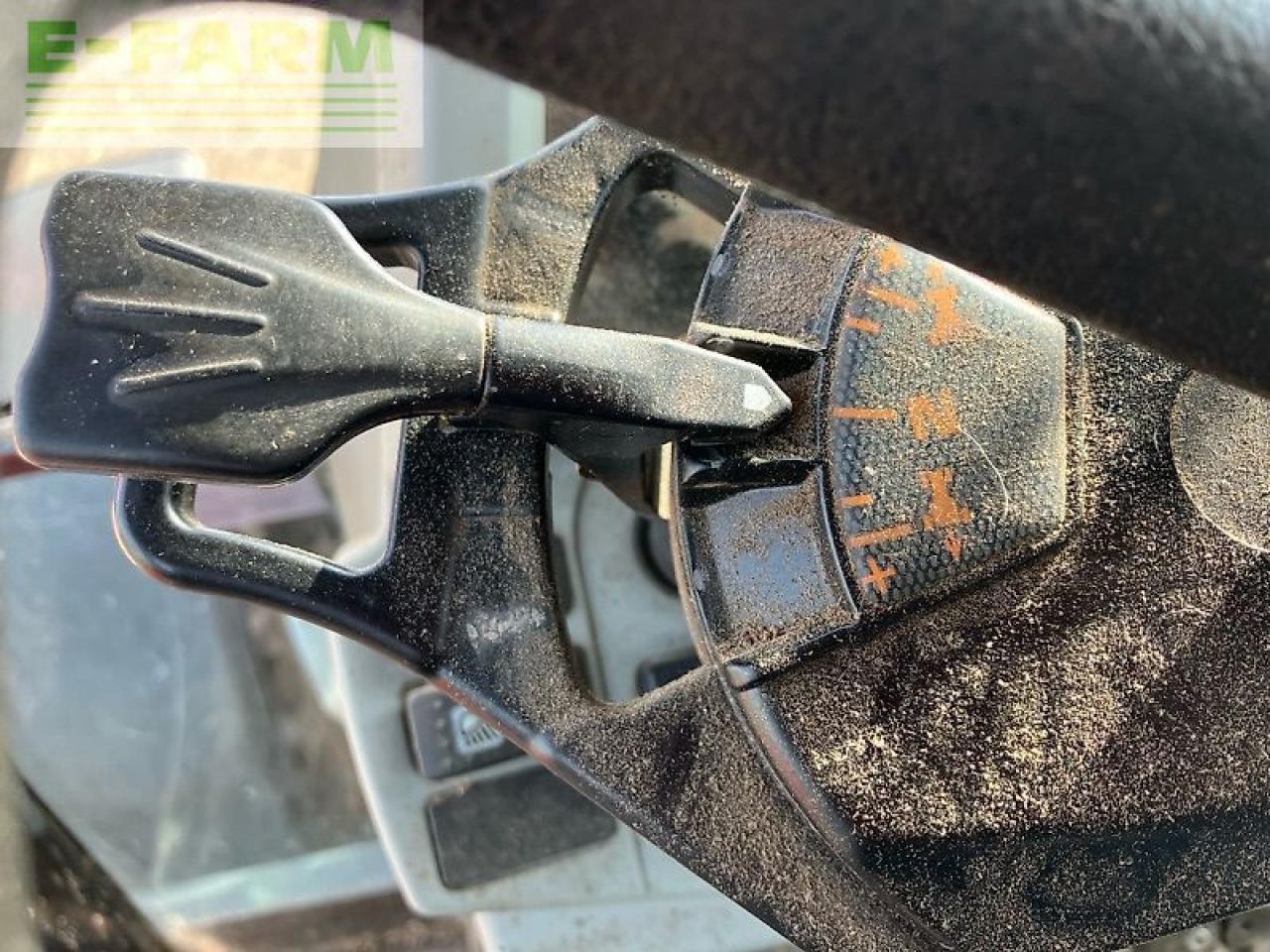 Massey Ferguson 5470 - Трактор: снимка 4 Massey Ferguson 5470 - Трактор: снимка 4